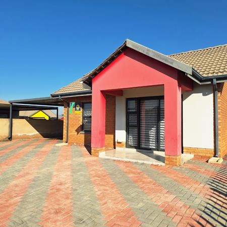 2 Bedroom House