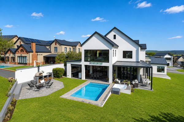 5 Bedroom House