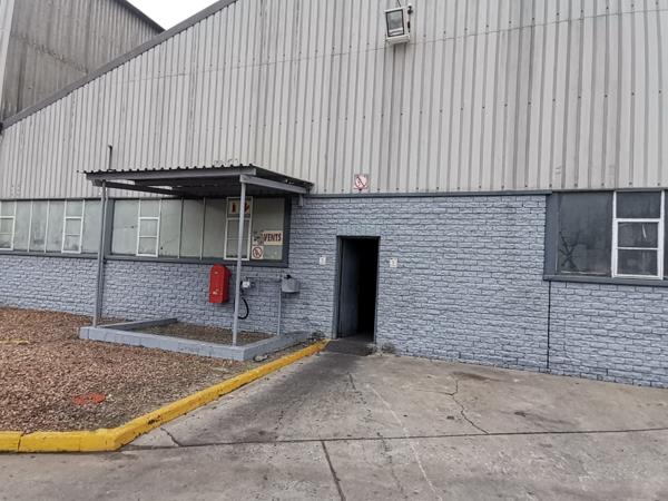 682 m² Industrial space