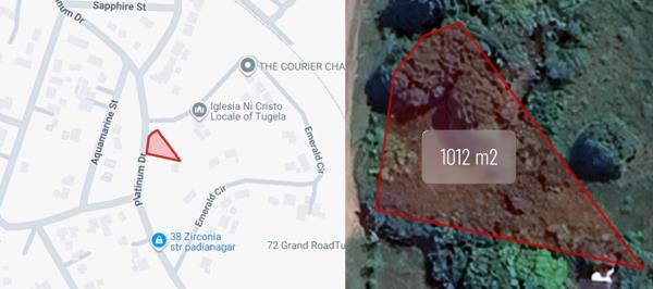 1 012 m² Land