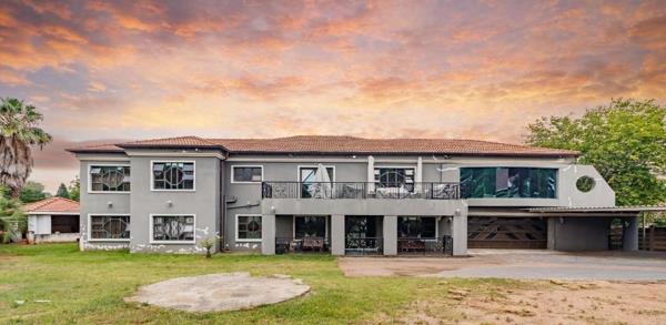 6 Bedroom House