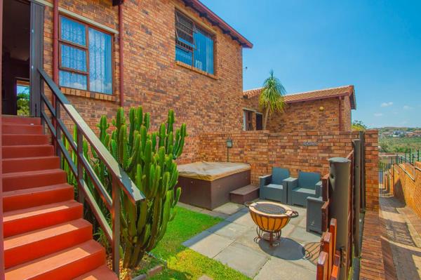 3 Bedroom Townhouse