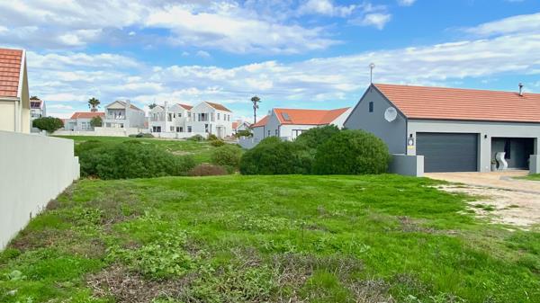 365 m² Land