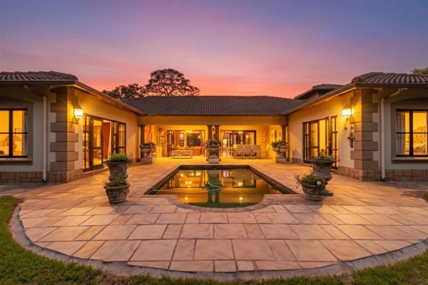 4 Bedroom Townhouse