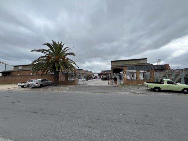 2 500 m² Industrial space