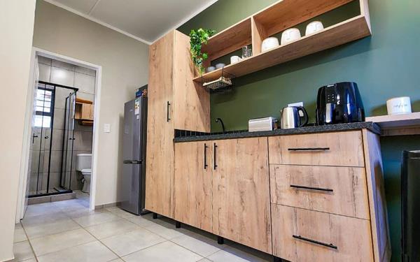1 Bedroom Apartment