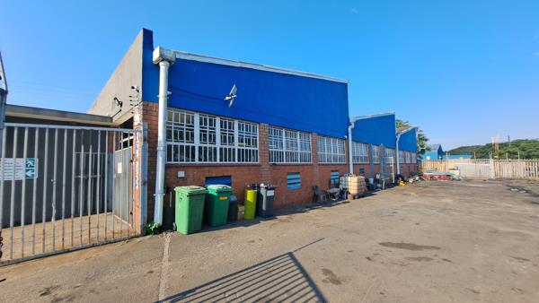 1 735 m² Industrial space
