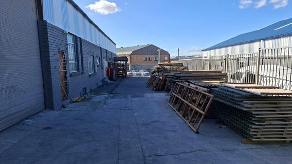 425 m² Industrial space