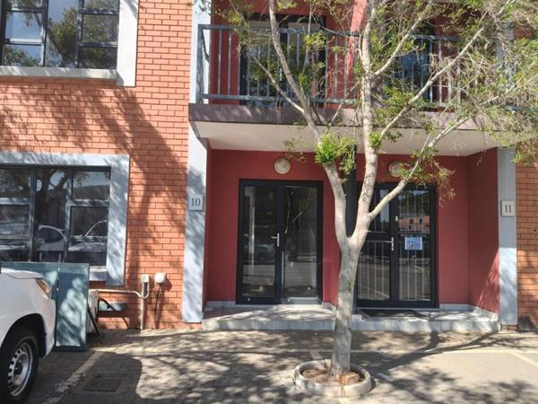 355 m² Commercial space