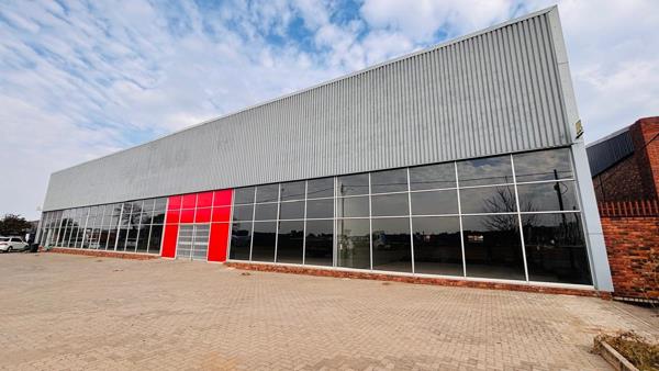 2 442 m² Industrial space