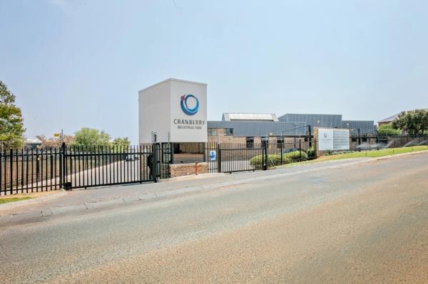 252 m² Industrial space