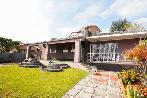 5 Bedroom House