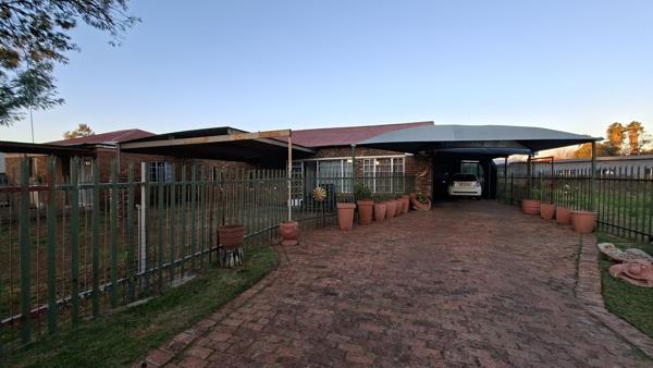 6 Bedroom House
