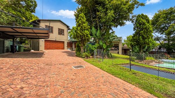 6 Bedroom House