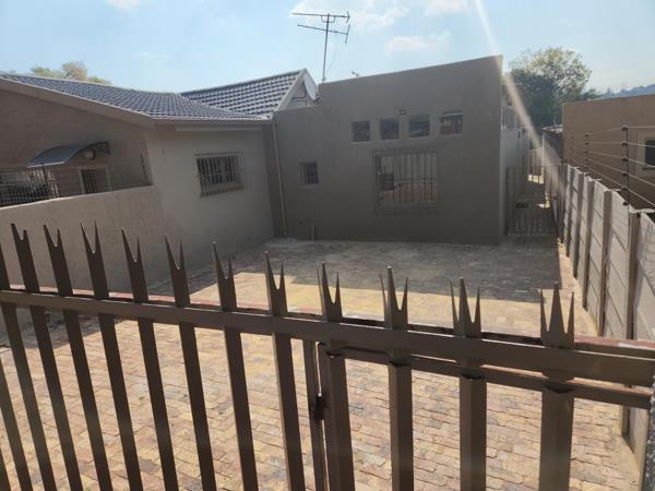 1 Bedroom House