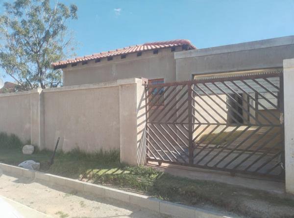 2 Bedroom House