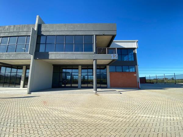 863 m² Industrial space