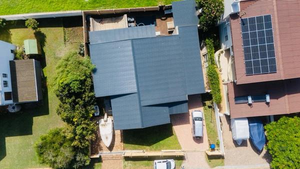 5 Bedroom House