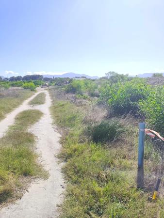 500 m² Land