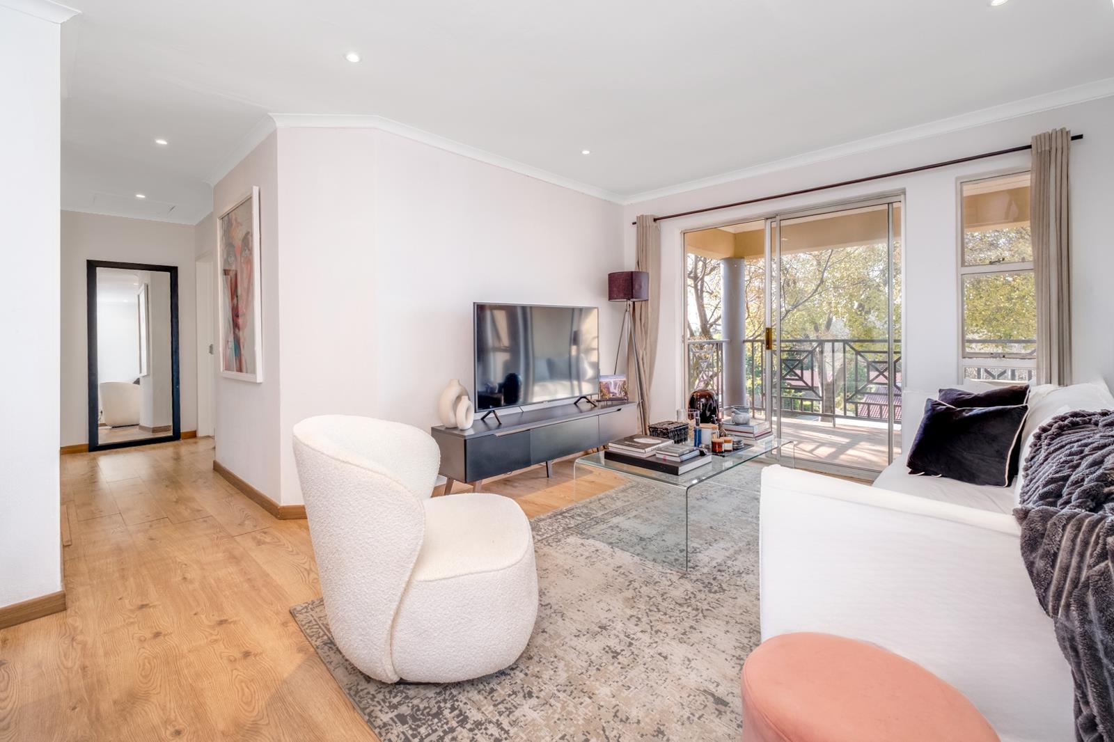 2 Bedroom House in Bryanston