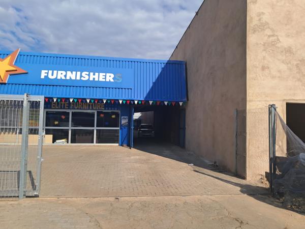 600 m² Commercial space