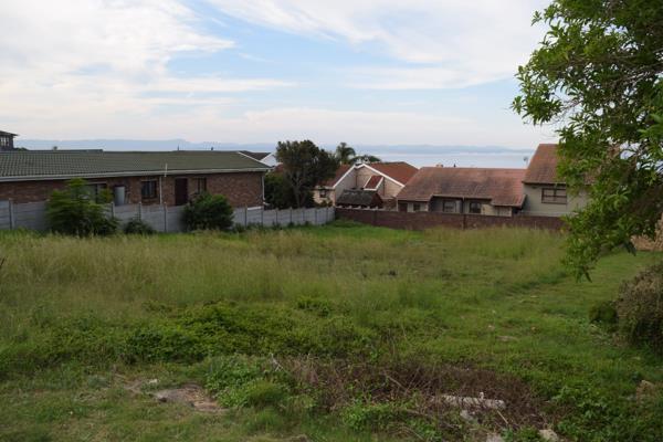 601 m² Land