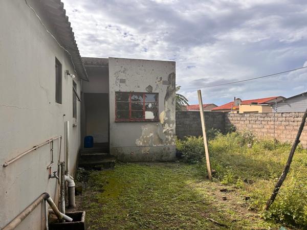 2 Bedroom House