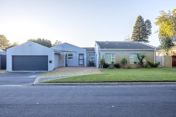 5 Bedroom House