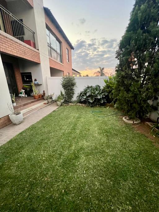2 Bedroom Townhouse