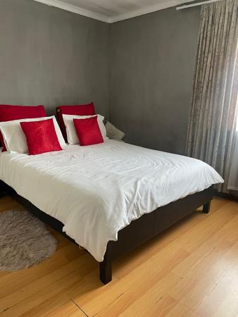 1 Bedroom House