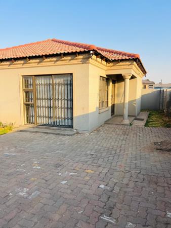 2 Bedroom Townhouse