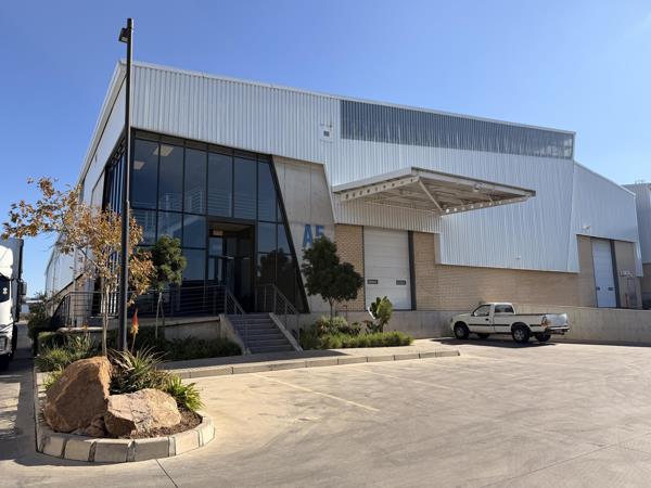 1 765 m² Industrial space