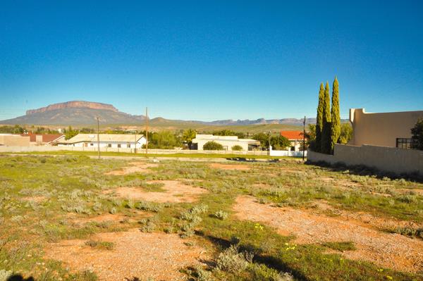 965 m² Land