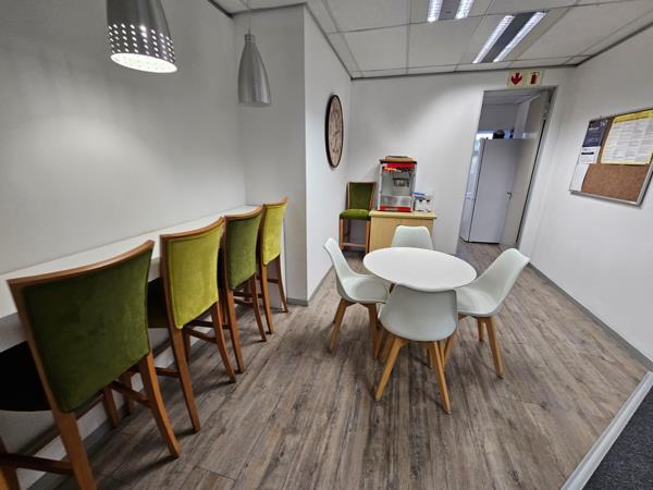 355 m² Commercial space