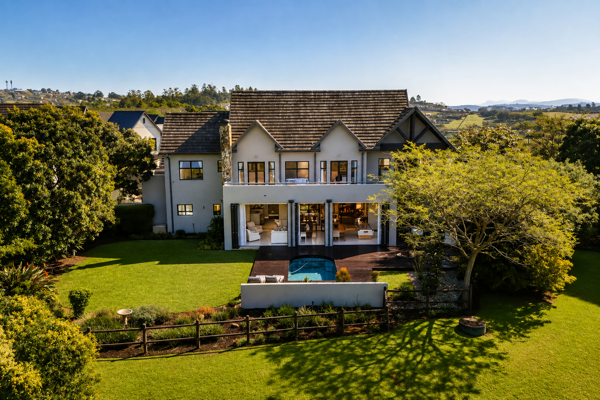 4 Bedroom Townhouse