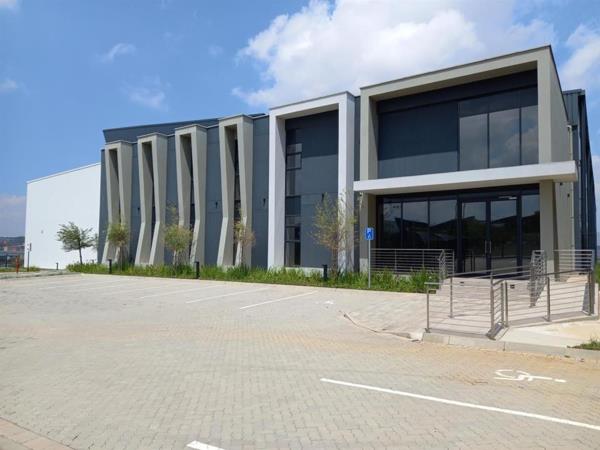 5 515 m² Commercial space