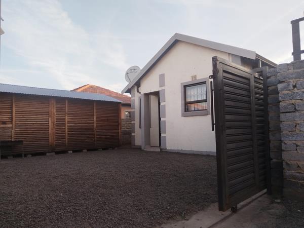 2 Bedroom House