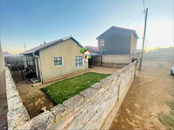 2 Bedroom House