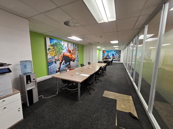 411 m² Commercial space