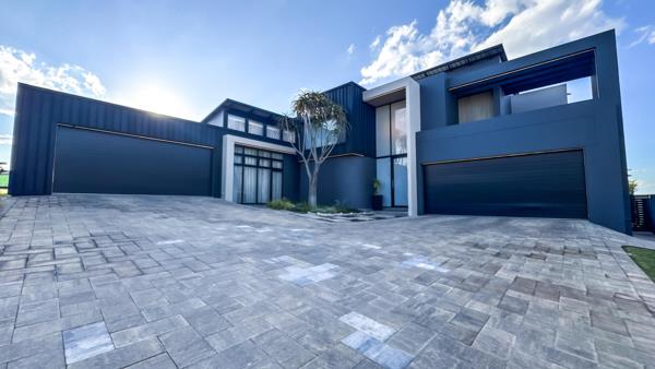 5 Bedroom House