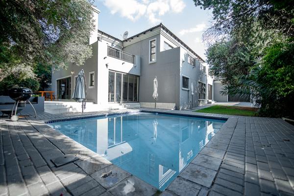5 Bedroom House
