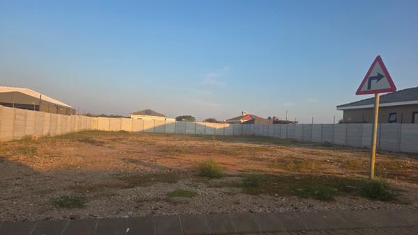 886 m² Land