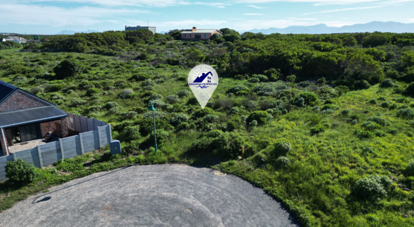 697 m² Land