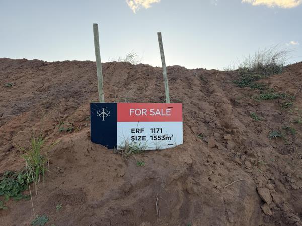 1 553 m² Land