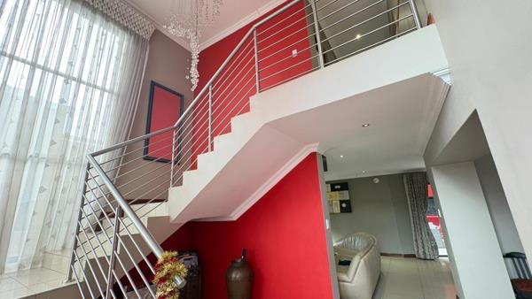 6 Bedroom House