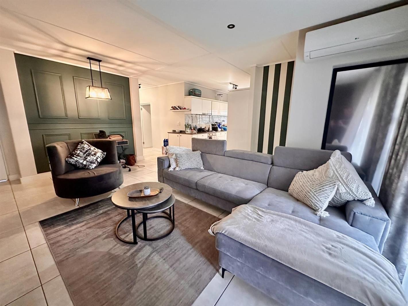 3 Bedroom Apartment in The Polofields