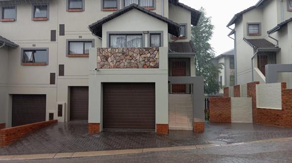 3 Bedroom Townhouse