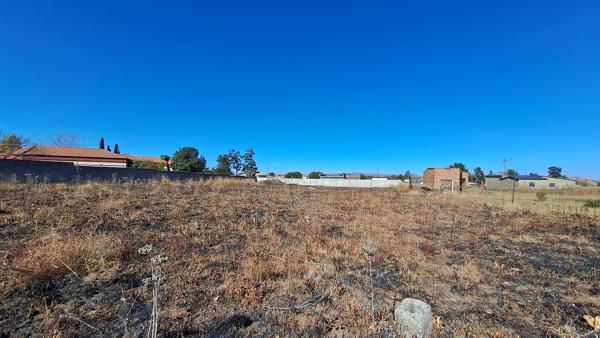 2 131 m² Land