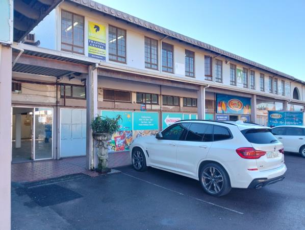 639 m² Retail Space