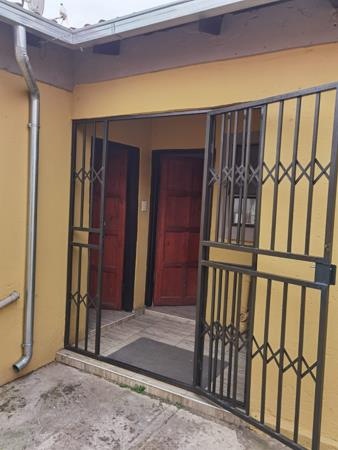 1 Bedroom Garden Cottage
